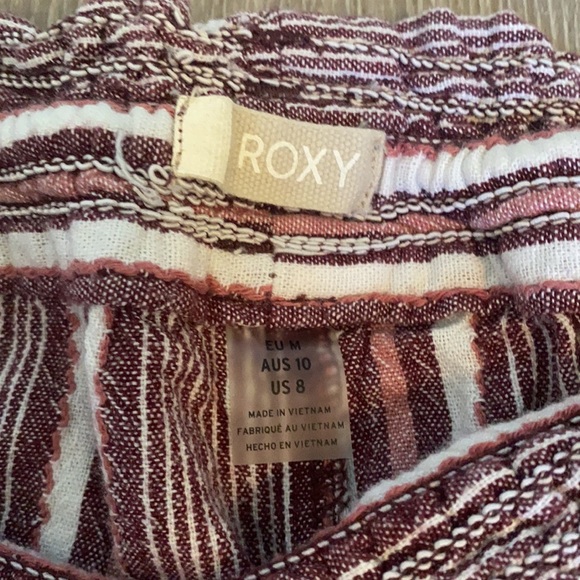 Roxy Linen Shorts - Picture 2 of 3